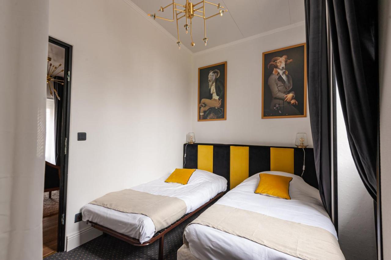 Chateau Des Ayes - Chambres & Suites Saint-Étienne-de-Saint-Geoirs Εξωτερικό φωτογραφία