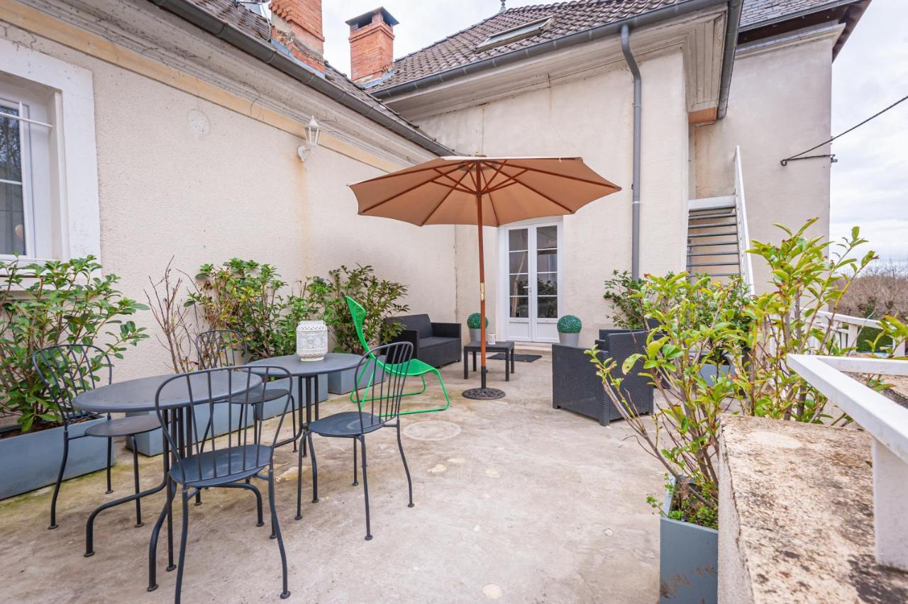 Chateau Des Ayes - Chambres & Suites Saint-Étienne-de-Saint-Geoirs Εξωτερικό φωτογραφία